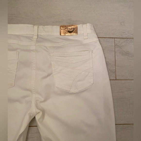 Gently Worn White Size 11 Bootcut Jeans by Foxy Jeans Co. - Picture 9 of 11